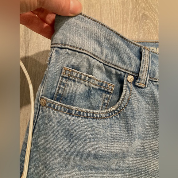 Rewash High Rise Vintage Reunion Crop Frayed Hem Jeans 9/29 - Picture 7 of 13